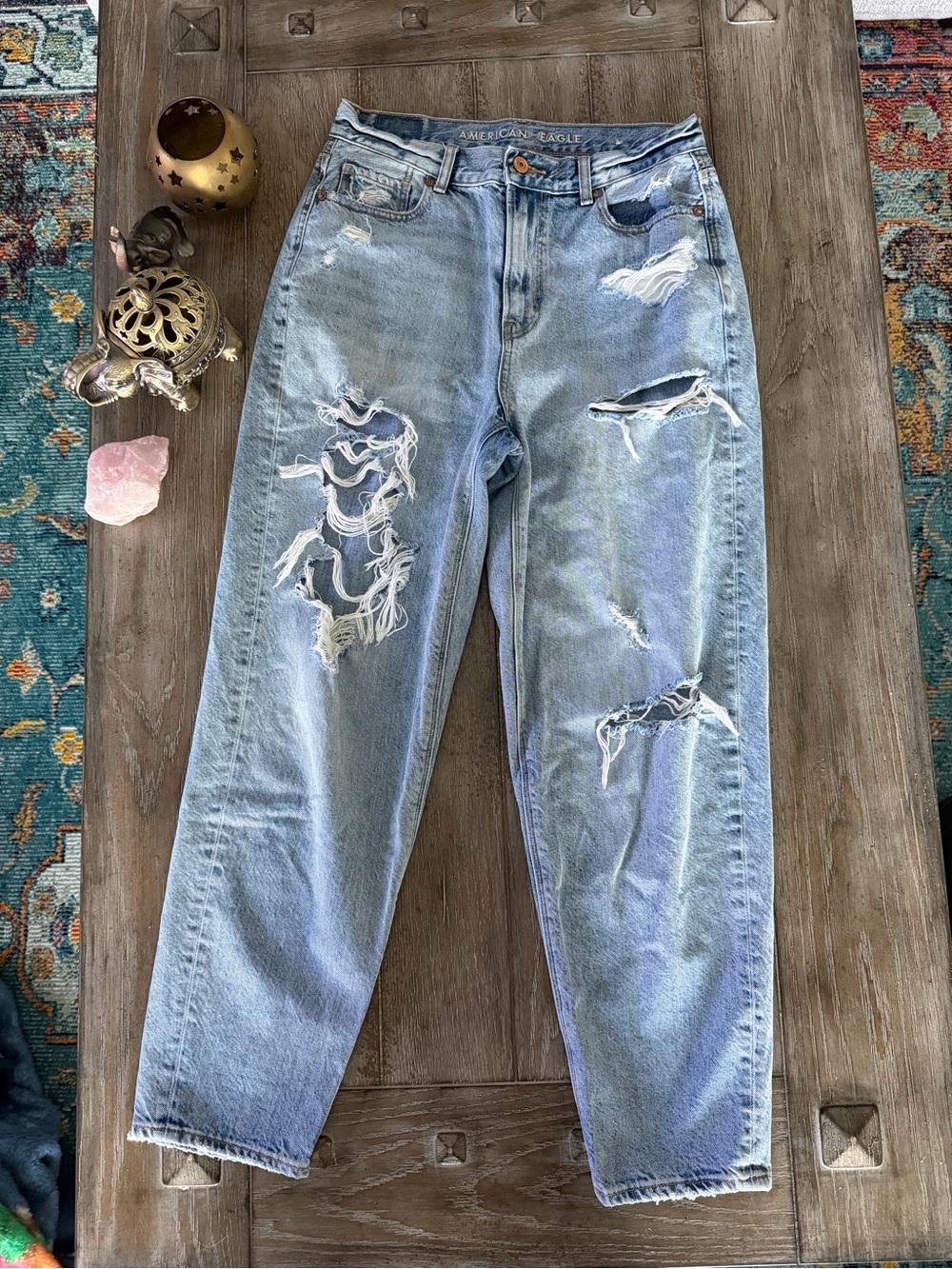 American Eagle Outfitters Light Blue Distressed Relaxed Mom Jeans - Picture 2 of 11